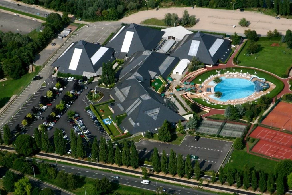 Vue aérienne des Pyramides de Marly-le-Roi